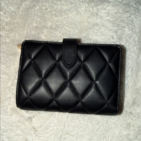 New Kate Spade Black Quilted Wallet - Picture 3 of 7